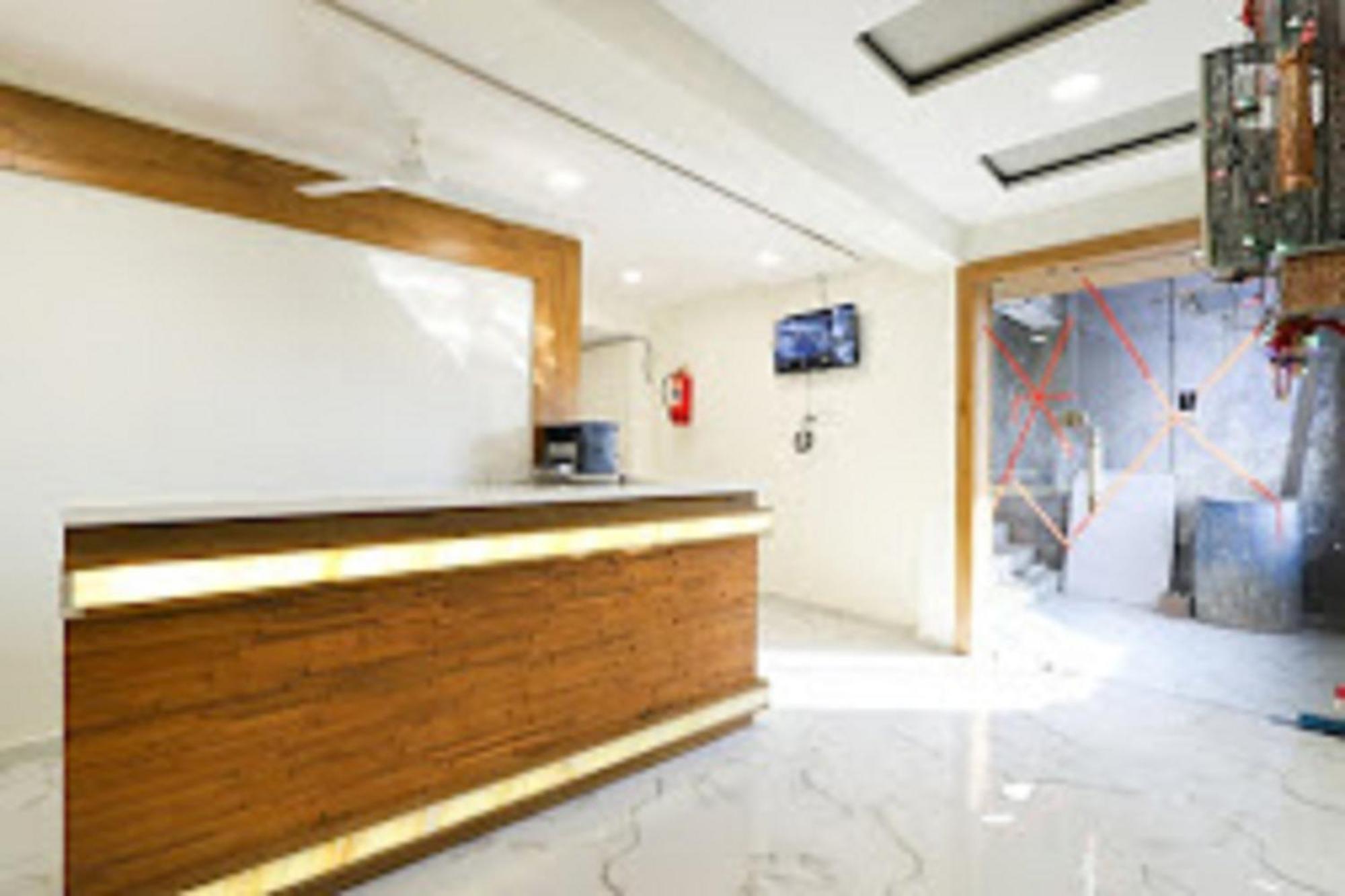 Hotel New Lake View Ahmedabad Eksteriør billede