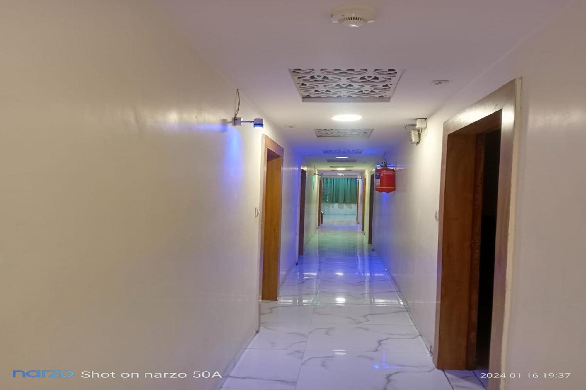 Hotel New Lake View Ahmedabad Eksteriør billede